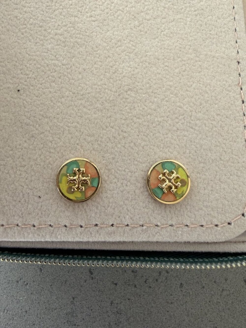 Tory Burch Kira Printed Circle Stud Earrings — Multicolor Enamel Double T Gold